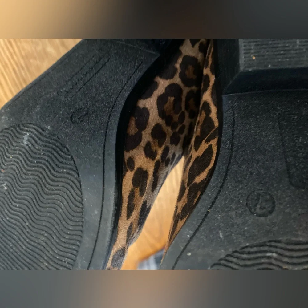 Leopard Booties - Picture 5 of 6